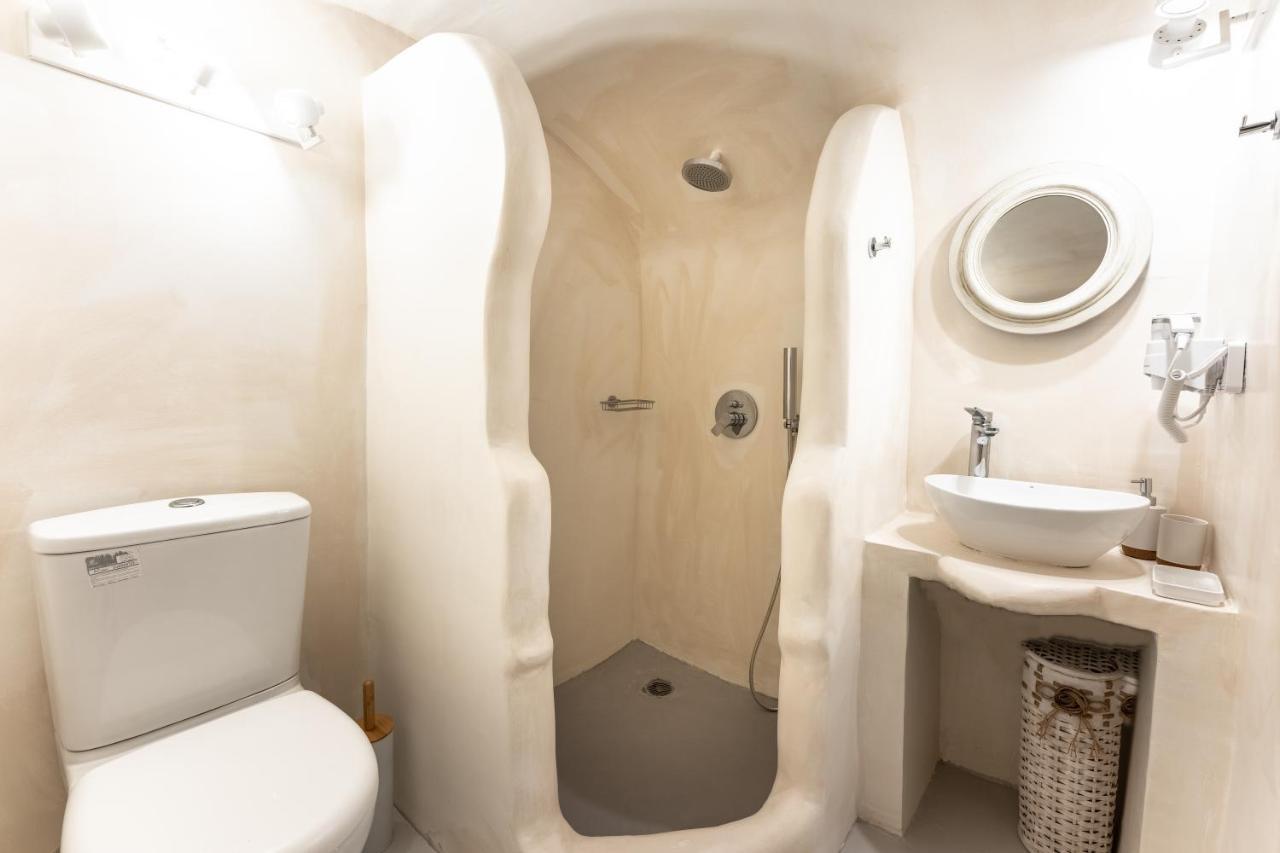 Вилла Kalamia Cave House Пиргос Экстерьер фото