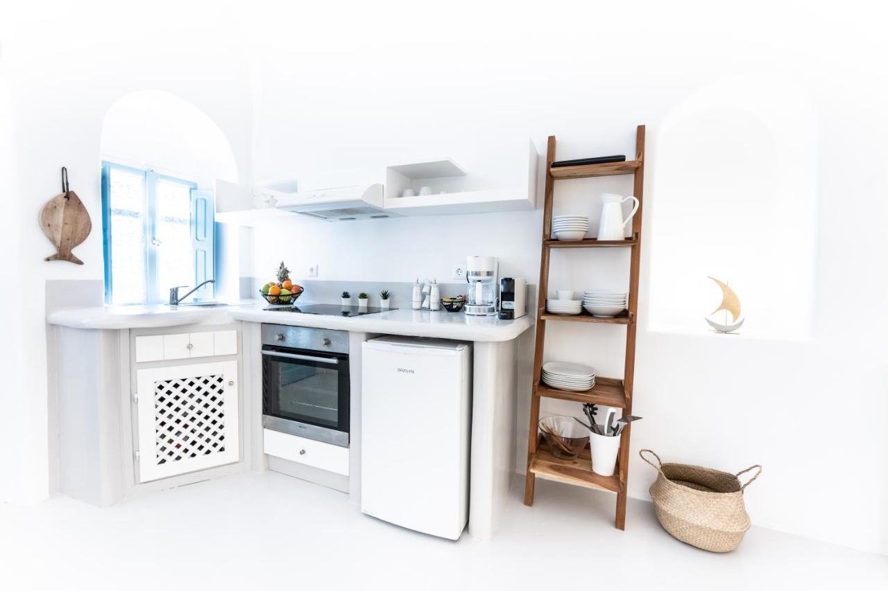 Вилла Kalamia Cave House Пиргос Экстерьер фото