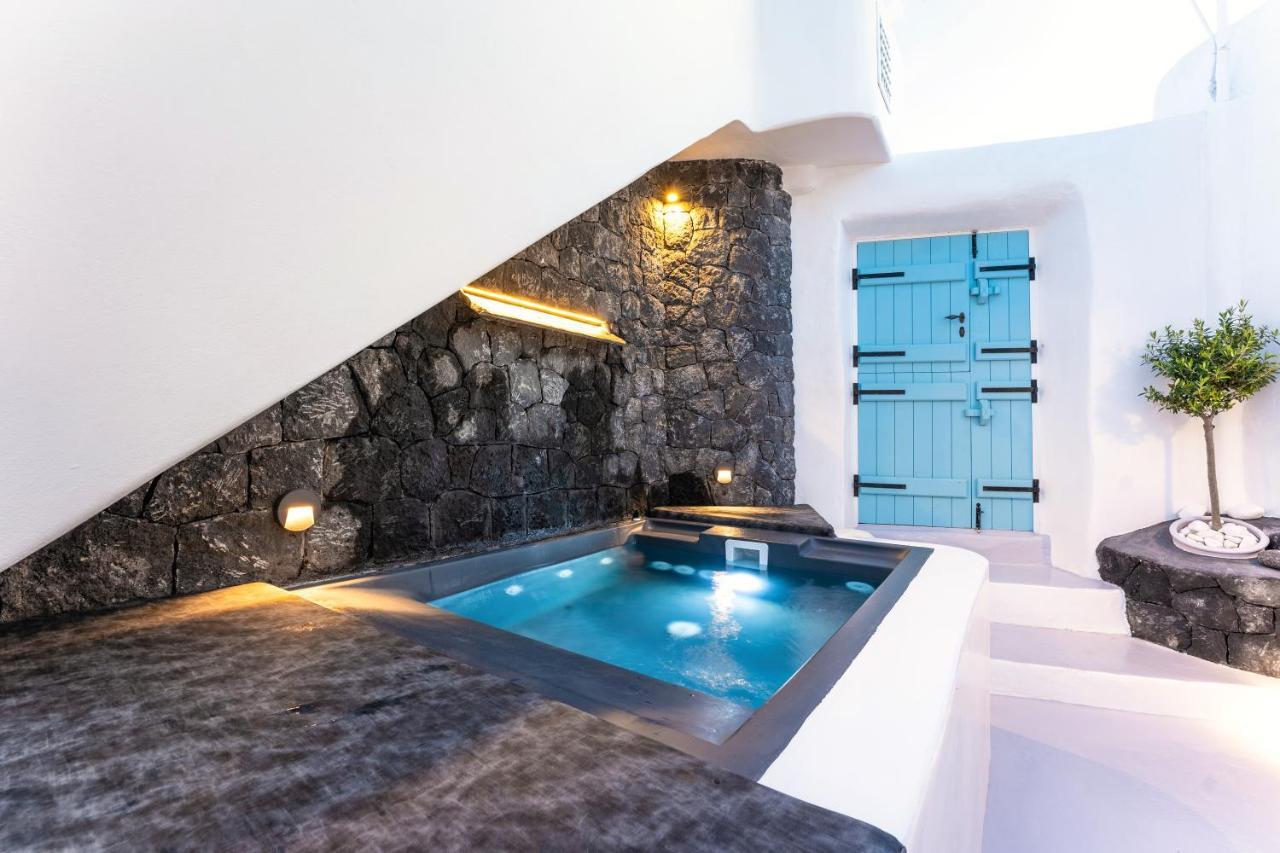 Вилла Kalamia Cave House Пиргос Экстерьер фото